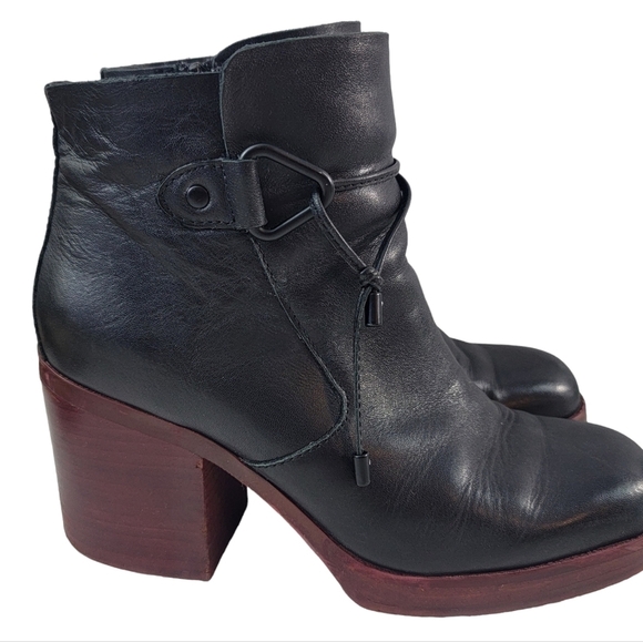 Korks Woman's size 8M leather upper 3/4 platform mertle bootie - Picture 9 of 14